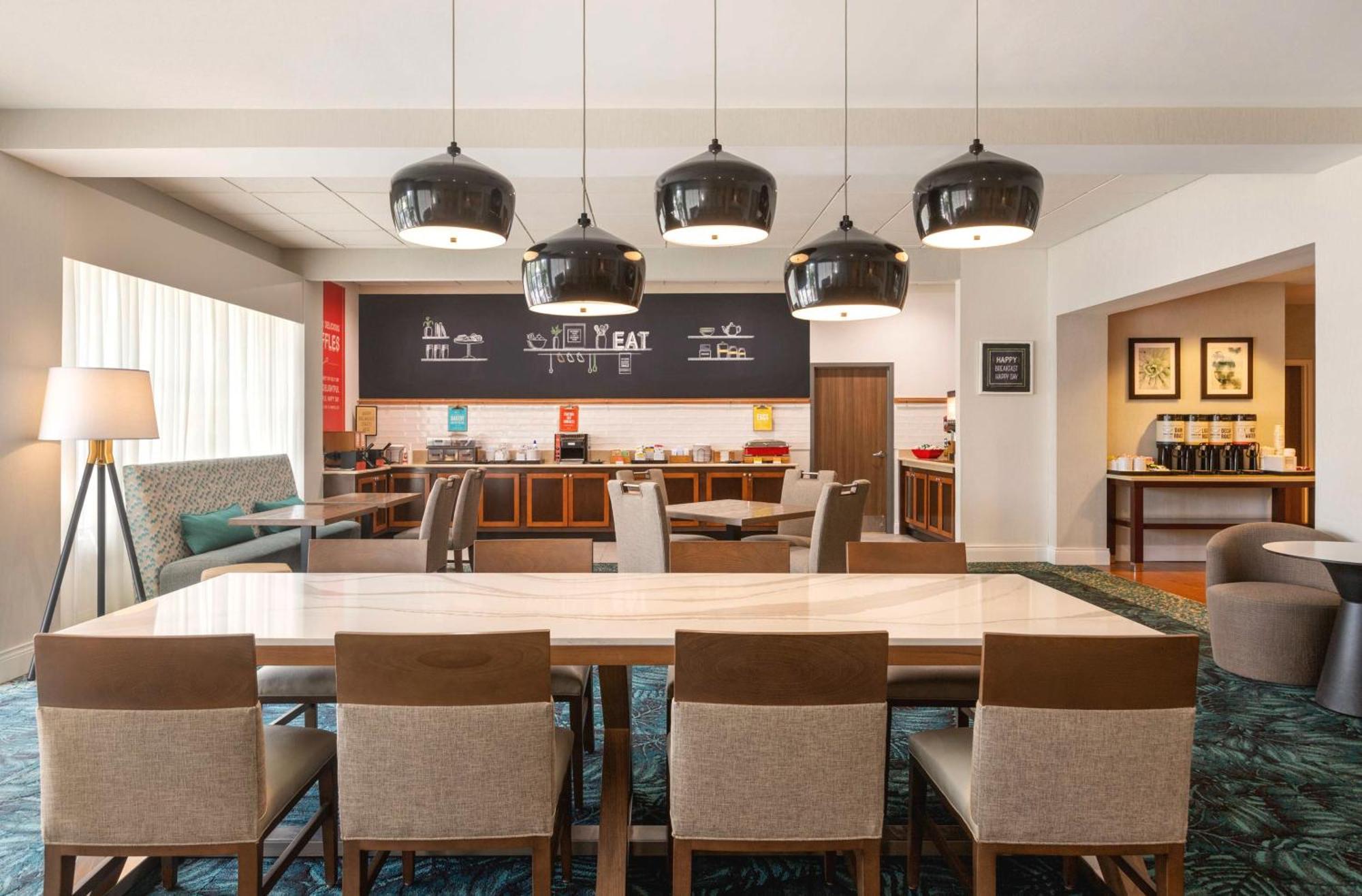 Hampton Inn פמברוק פיינס מראה חיצוני תמונה