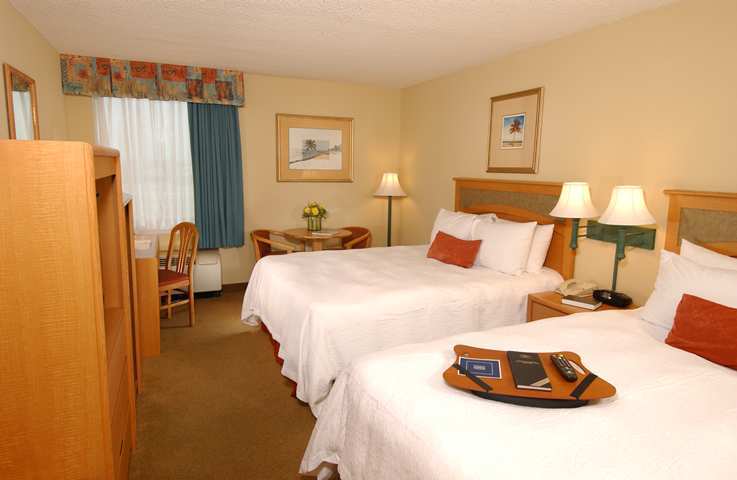 Hampton Inn פמברוק פיינס מראה חיצוני תמונה